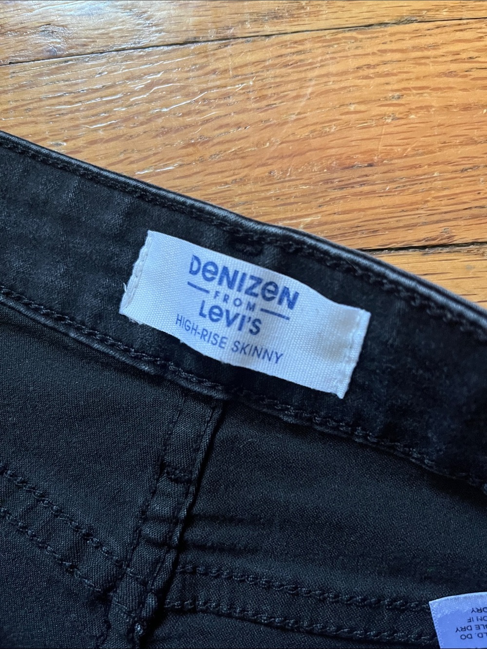 Denizen Black Slim Jeans - Picture 2 of 4